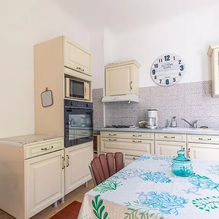 Grande Maison Familiale Сasa de vacaciones Le Château-dʼOléron
